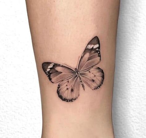 Butterfly Small Tattoo, Realistic Butterfly Tattoo, Simple Butterfly Tattoo, Unique Butterfly Tattoos, Butterfly Wrist Tattoo, Butterfly Tattoo Meaning, Small Butterfly Tattoo, Butterfly Tattoos For Women, Simple Butterfly