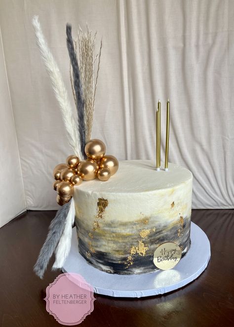 White And Gold 40th Birthday Cake, Black White And Gold Birthday Theme, Black White And Gold Birthday Cake, Black And Gold Cake Birthday For Women, Black And Golden Cake Birthday, Black White Gold Cake, Black White And Gold Birthday, White And Gold Birthday Cake, 21st Birthday Cake For Guys