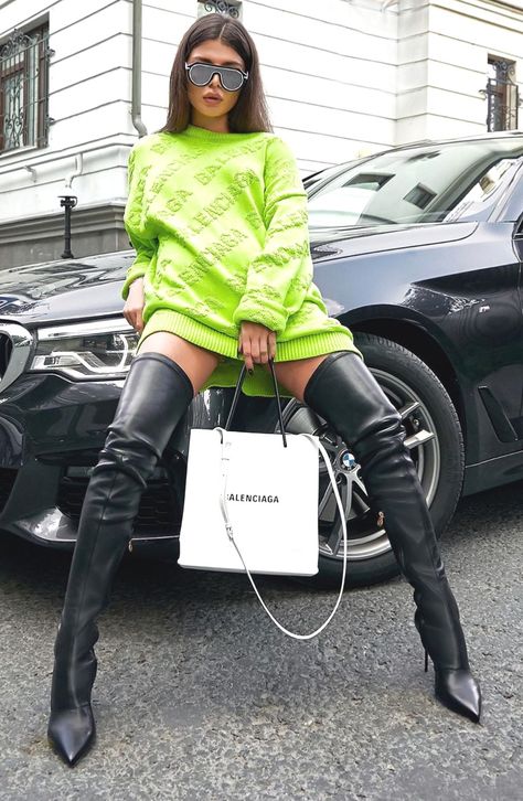 Woman In Car, Boots 2022, Leather Thigh Boots, Crotch Boots, Celebrity Boots, Victoria Beckham Outfits, Womens High Boots, Leather Thigh High Boots, Thigh Boots