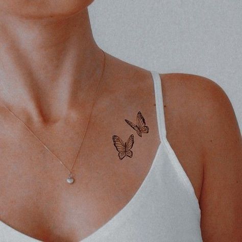 Collar Bone Tattoo Butterflies, Butterfly On Collar Bone Tattoo, Small Tattoos On Collar Bone, Collar Bone Tattoo Butterfly, Cute Collar Bone Tattoos For Women, Tattoo On Collar Bone For Women, Tattoo Ideas Collar Bone For Women, Butterfly Collarbone Tattoo, Collar Bone Tattoo For Women