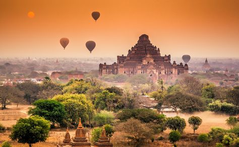 Dhammayangyi Pahto at Sunrise, Bagan, Myanmar Places Bagan Temples, Bagan Myanmar, Myanmar Travel, Vietnam Tours, Hot Air Balloons, Bagan, Mandalay, Secret Places, Lost City