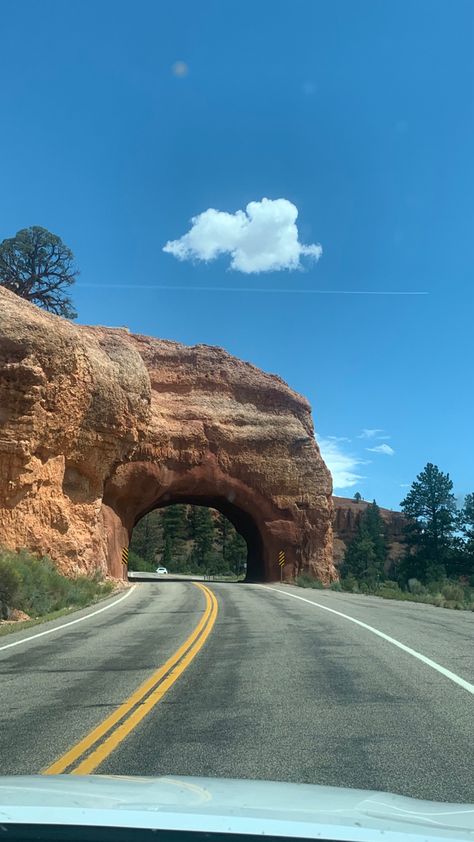 arch in bryce canyon Utah Camping Aesthetic, University Of Utah Aesthetic, Utah Mom Aesthetic, Utah Aesthetic, Aesthetic Roadtrip, Usa Aesthetic, Arizona Aesthetic, Split Decision, Utah Camping