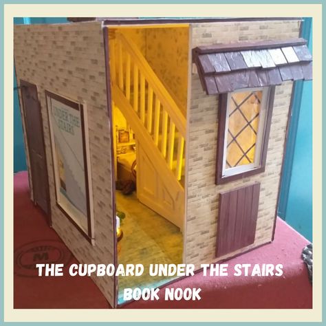 Harry Potter Cupboard, Cupboard Under Stairs, Cupboard Under The Stairs, Bookshelf Insert, Harry Potter Miniatures, Brick Paper, Bookshelf Art, Make A Book, Under Stairs Cupboard