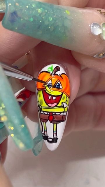 Halloween Spongebob Nails, Spongebob Halloween Nails, Pumpkin Nail Ideas, Spongebob Halloween, Spongebob Nails, Florida Nails, Miami Nails, White Liner, Pumpkin Nails