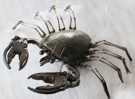 Crab Metal Art, Metal Crab Sculpture, Metal Seahorse, Metal Crab, Kule Ting, Cutlery Art, Crab Art, Dragon Sculpture, Metal Sculptures