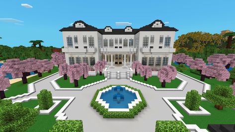 #minecraft #minecraftbuildingideas #minecraftbuilds #minecraftmansion #minecraftvilla #mansion #villa #frenshchateau #minecraftmoderntexturepack #minecraftadvanced #minecraftinspiration #minecrafteasybuild Villa Minecraft, Mansion Villa, Minecraft Mansion, Minecraft Ideas, Texture Packs, Maine House, Old Money, Guest House, Mansion