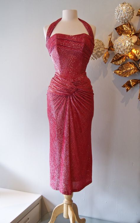 Late 40's Lurex bombshell dress by Emma Domb, waist 26", Amazing. 348. 1940's Dresses, Emma Domb, Bombshell Dress, Lurex Dress, Fashion 1940s, Vintage Clothing Boutique, Look Retro, Vintage Clothing Stores, 40s Fashion