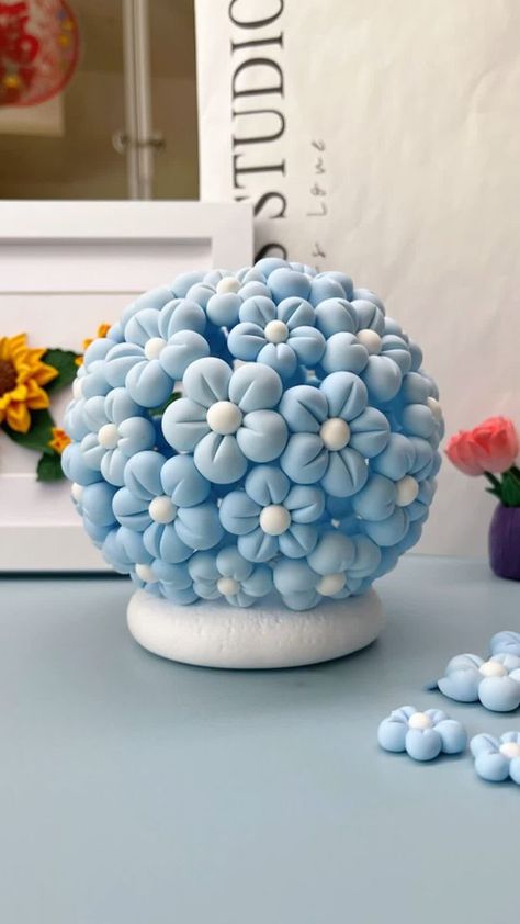 DIY Clay Flower Night Light #clay #diyclay #claytutorial | Handi Work | accelerate · somewhere only we know (sped up) Fimo, Clay Night Lights, Room Decor Clay Diy, Light Clay Crafts, Flower Night Light, Flower Pottery Ideas, Polymer Clay Lamp, Clay Lamp Ideas, Foam Clay Flowers