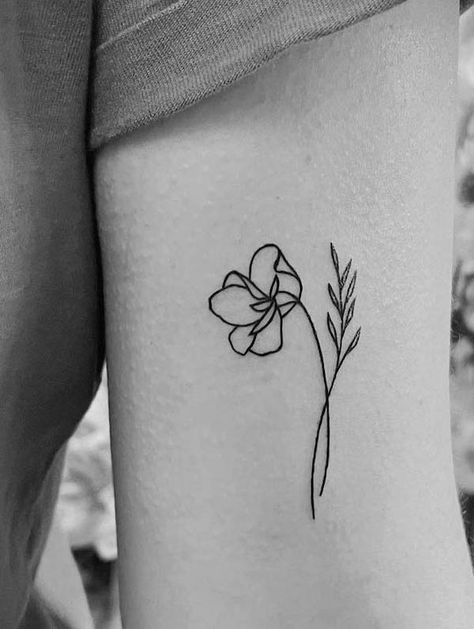 Small Violet Tattoo Flower, Violet Simple Tattoo, Minimal Violet Tattoo, Black And White Birth Flower Tattoo, Violet Flower Tattoo Minimalist, Violet Flower Hand Tattoo, Violets Tattoo Black And White, Purple Violet Flower Tattoo, February And May Flower Tattoo