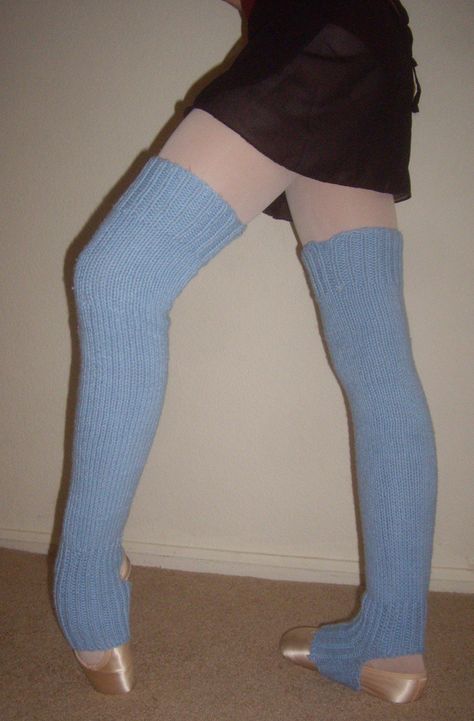 Leg warmers are a must-have for dancers, they are great for skaters, and they are a fashion accessory in the winter.  Making your own leg warmers is very easy, if you have basic knitting skills. Knit Leg Warmers Free Pattern, Crochet Leg Warmers Free Pattern, Leg Warmers Knitting Pattern, Ballet Leg Warmers, Knit Leg Warmers Pattern, Baby Shoes Diy Pattern, Leg Warmers Crochet Pattern, Thigh High Leg Warmers, Leg Warmers Pattern