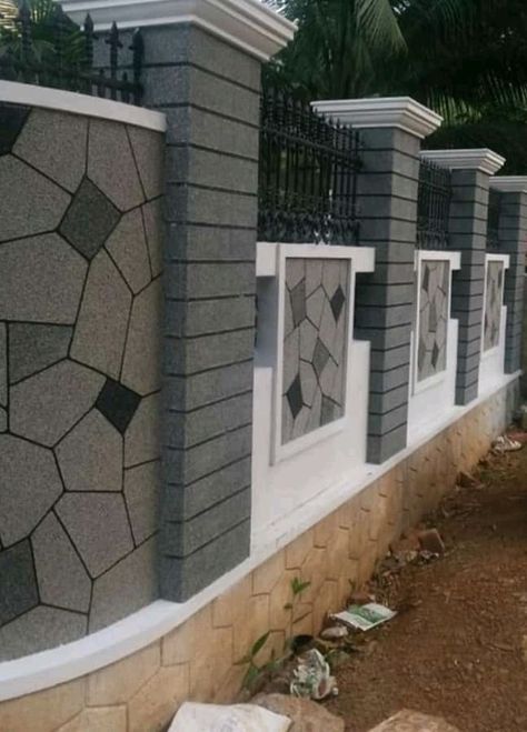 Home Boundary Design, Home Front Gate Wall Design, House Boundry Wall Ideas, Wall Boundary Design Modern, Modern Wall Fence Design, Boundary Pillar Design, Home Boundry Wall Design, Gate Wall Design Fence, Compound Wall Pillar Design