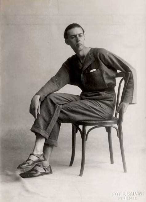 Vintage Clothing Photoshoot, Masculine Elegance, August Sander, Workwear Vintage, Concept Ideas, Annie Leibovitz, Jumpsuit Chic, Vintage Classics, Mode Inspo