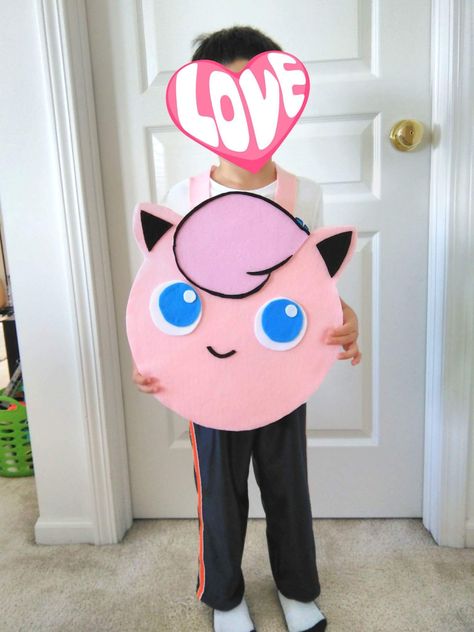 Adorable Jigglypuff Costume! Jigglypuff Costume, Pokemon Costumes Diy, Jiggly Puff, Pokemon Halloween Costume, Childrens Halloween Costumes, Pokemon Jigglypuff, Pokemon Halloween, Pokemon Costumes, Pokemon Birthday Party