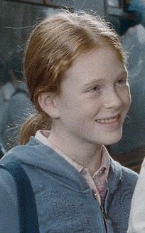 Rose Granger-Weasley, also known as Rosie (b. 2005/2006) was a half-blood witch and the daughter of Ronald Weasley and Hermione Granger. She had a younger brother named Hugo, who was born about two years after her. She began attending Hogwarts School of Witchcraft and Wizardry in 2017 — the same time as Albus Potter and Scorpius Malfoy. During their youth, Rose and her cousin Albus were very close, and at the age of six they considered each other as best friends. Helena Barlow, Rose Granger Weasley, Rose And Scorpius, Pottermore Wand, Albus Potter, Blood Witch, Scorpius And Albus, Rose Weasley, Percy Weasley