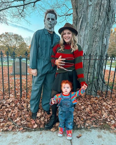 Halloween Costume Ideas For Family Of Four, Halloween 2023 Costumes Family, Matching Halloween Costumes For Family Of 3, Hollween Costumes For Family, Family Costumes With One Year Old, Fam Halloween Costumes, Family Trio Costumes, Halloween Costumes 3 Family, Family Of Three Costumes Halloween