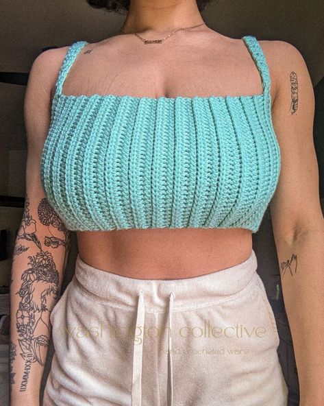 Crochet Crop Top Large Bust, Crochet Top For Large Bust, Tank Top For Big Bust, Crochet Tops Big Bust, Crochet Tops For Big Bust, Crochet Top Big Bust, Crochet Sloth, Glass Menagerie, Crochet Summer Tops