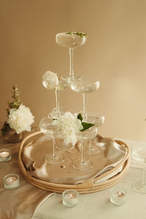 Champagne Glass Tower Wedding, Wedding Cake And Champagne Table, Champagne Tower Small, Mini Champagne Tower, Champagne Tower Centerpiece, Small Champagne Tower, Anniversary Brunch, Fruit Champagne, Serbian Wedding