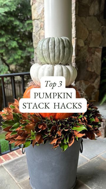 Outdoor Fake Flower Pot Ideas, Pumpkins In Pots, Stacked Pumpkins Porch, Stack Of Pumpkins, Pumpkin Topiaries, Large Garden Pots, Planter Arrangements, Pumpkin Stack, Summer Planter