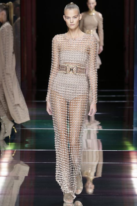 Balmain S/S 2016 Balmain 2016, Balmain Fashion, 2016 Fashion, Looks Style, Mode Inspiration, Summer 2016, Fashion Week Spring, Primavera Estate, Kendall Jenner