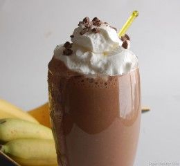 Chocolate Banana Smoothie South Beach Diet Phase 1, Kid Friendly Smoothies, 1200 Calorie Diet Meal Plans, Diet Smoothies, Healthy Chocolate Banana, Banana Smoothie Healthy, South Beach Diet Recipes, Chocolate Banana Smoothie, Banana Smoothie Recipe