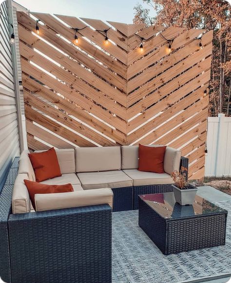 Deck Privacy Ideas, Design Per Patio, Privacy Ideas, Terrasse Design, Privacy Wall, Deck Privacy, Private Backyard, Patio Deck Designs, Backyard Privacy