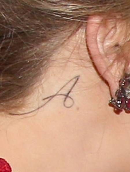 Initial name letter as behind ear tattoo idea A Tattoo Letter Behind Ear, Letter A Behind Ear Tattoo, Initals Tattoo Behind Ear, Behind The Ear Tattoo Ideas Initials, Letter A Tattoo Ideas For Women, Letter Behind Ear Tattoo, Initial Tattoo A, Name Tattoo Behind Ear, A Tattoo Letter Initial