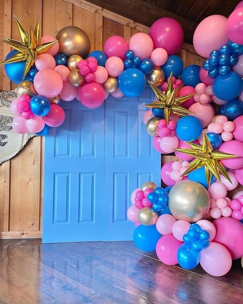 Mama Mia Balloon Garland, Mama Mia Balloons, Mama Mia Bridal Party, Mama Mia Balloon Arch, Mamma Mia Balloons, Mamma Mia Balloon Arch, Mama Mia Decor, Abba 17th Birthday Party, Mama Mia Decorations