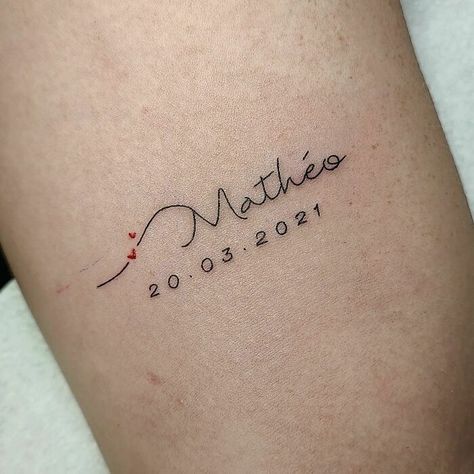 Name Tattoos With Dates, Tattoos With Kids Names For Moms Boys, 5 Names Tattoo Ideas, Birthday And Name Tattoo, Discreet Name Tattoos, Name Tatoo Children, Name Tattoo For Son, Small Baby Tattoos For Moms, Tatto With Childrens Name