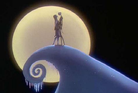 Jack Skellington and Sally on snowy frozen swirly hill Christmas Trailer, Jack Y Sally, Christmas Desktop Wallpaper, Nightmare Before Christmas Tattoo, Nightmare Before Christmas Wallpaper, Christmas Tattoo, Christmas Desktop, Sally Nightmare, Tim Burton Films