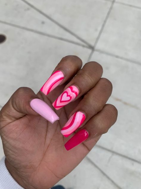 Neon Pink Heart Nails, Powerpuff Girls Heart Nails, Pink Heart Nail Art, Powerpuff Heart Nails, Pink And Red Nails Acrylic, Red And Pink Valentines Day Nails, Red Heart Nails Acrylic, Orange Heart Nails, Pink Nails With Heart Design