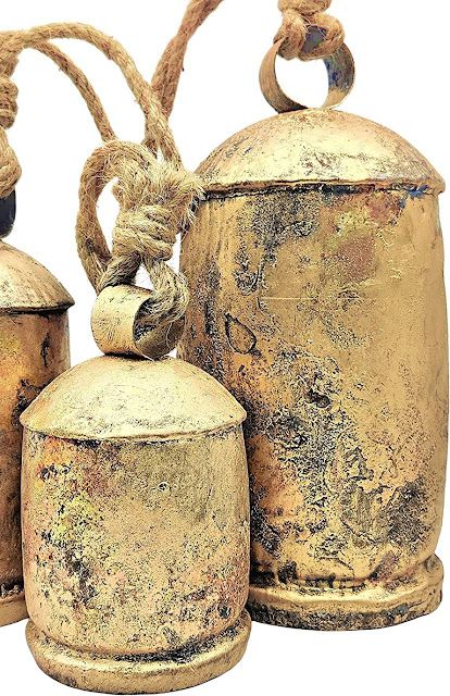 Diy Harmony Bells, Diy Cowbells For Christmas, Diy Large Outdoor Christmas Bells, Jingle Bell Christmas Decorations, Diy Sleigh Bells, Diy Gold Bells, Diy Rustic Christmas Bells, Diy Antique Bells, Cow Bells Decoration