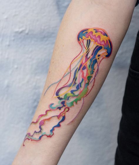 Water Creature Tattoo, Rainbow Shading, Narwhal Tattoo, Tattoo Apprenticeship, Funky Tattoos, Tatoo Inspiration, Clover Tattoos, Jellyfish Tattoo, Planet Tattoos