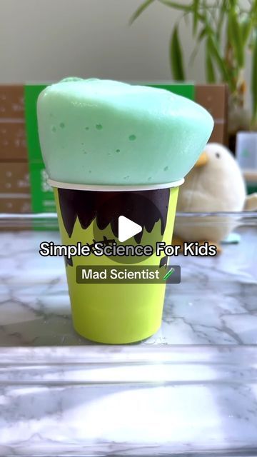 KiwiCo | Blow your mind with this spooky mad scientist experiment 🤯 | Instagram Halloween Science Experiments For Kids, Ks1 Science, Kids Science Experiment, Cool Experiments, Halloween Science, Kid Experiments, Kids Science, Grand Kids, Easy Science