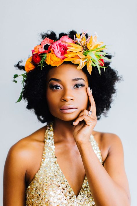 This is absolutely a beautiful natural afro bridesmaid hairstyle with floral crown Natural Hair Bride, Flowers In Her Hair, Natural Hair Inspiration, Penteado Cabelo Curto, Long Hair Girl, Hair Journey, Natural Curls, Afro Hairstyles, Natural Hair Care