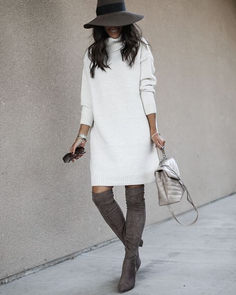 Winteroutfits Chic, Chique Outfit, White Sweater Dress, Sweater Dress Outfit, Peacoats, Moda Chic, White Sweater, Dress Outfit, Fashion Mode