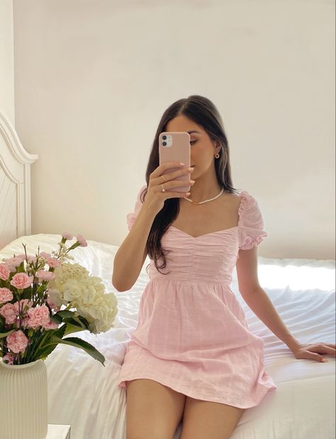 Cute Pink Dress Girly, Pink Summer Dress Aesthetic, Trendy Pink Outfits, Outfits Vestido Rosa, Pink Feminine Outfits, Girly Aesthetic Pictures, Pink Style Aesthetic, Cute Pink Outfits Aesthetic, Girly Pink Outfits