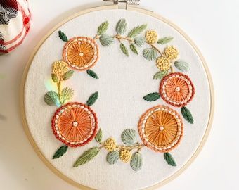 Berries Embroidery, Christmas Wreath Embroidery, Wreath Embroidery Design, Orange Eucalyptus, Wreath Embroidery, Broderie Simple, Feeling Low, Diy Broderie, Eucalyptus Wreath