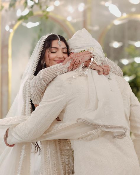 Alanna Panday, Mumbai Wedding, Celebrity Bride, Desi Wedding, South Asian Wedding, Muslim Wedding, Bridal Photography, Asian Wedding, Wedding Poses