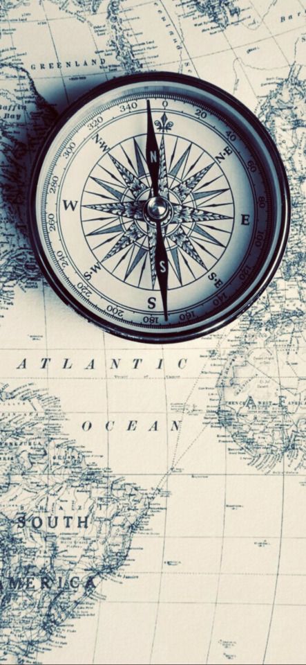 Compass Wallpaper, Maps Aesthetic, العصور الوسطى, Nautical Wallpaper, Compass Tattoo Design, Phone Wallpaper Boho, Amoled Wallpapers, Pirate Art, Map Wallpaper