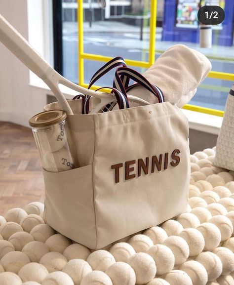 Tennis Lifestyle, Tennis Racket Bag, Tennis Tote, Tennis Accessories, Tennis Club, Tennis Clubs, Tennis Fashion, Sneaker Stores, Gift Business