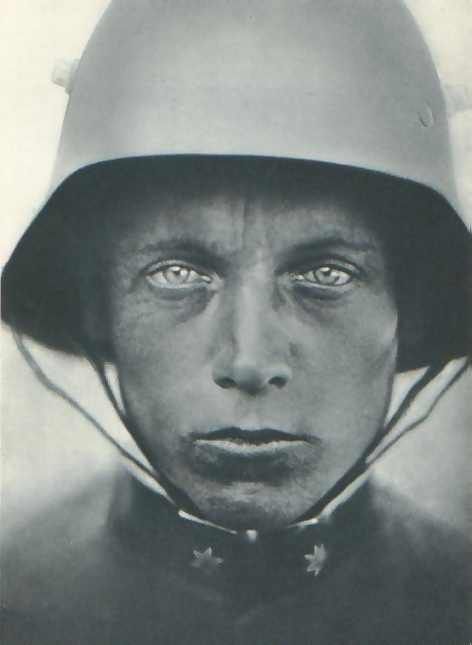 Portrait of a Austrian Hungarian Lance Corporal soldier c.1918 wearing a Stahlhelm helmet - WW1 1000 yard stare Thousand Yard Stare, Lance Corporal, Rare Historical Photos, Shell Shock, The Great, Vintage Portrait, Nagasaki, Hiroshima, Military History