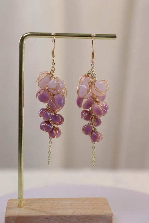 Silver and Gold Wisteria Earrings, White Lilac Purple Floral Korean Pearl, Wedding Dangle, Floral Jewellery, Botanical Jewellery - Etsy Wisteria Jewelry, Wisteria Accessories, Wisteria Earrings, Royal Accessories, Wisteria Flower, Flower Keychain, White Lilac, Stylish Earrings, Botanical Jewelry