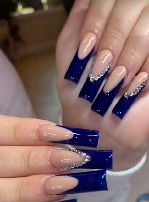 Black Nails With Blue Underneath, Acrylic Nail Royal Blue, Marine Blue Nails Acrylic, Navy Rhinestone Nails, Navy Blue Long Acrylic Nails, Dark Blue Nails Rhinestone, Dark Blue Shiny Nails, Homecoming Nail Ideas Royal Blue, Nails To Go With Royal Blue Prom Dress