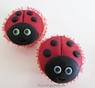 Ladybird Cupcakes, Cupcakes Rosas, Bug Cupcakes, Ladybug Cupcakes, Cupcake Crafts, Snowman Cupcakes, Pull Apart Cupcakes, Hello Kitty Cupcakes, Princess Cupcakes