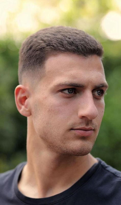 French Crop Hair Men, Crew Cut Fade, Long Crew Cut, Army Haircut, Crew Cut Hair, Crew Cut Haircut, Mid Fade Haircut, Military Cut, Buzz Cut Hairstyles