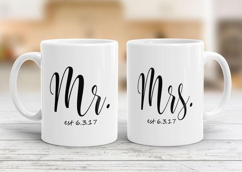 Wedding Mug, Set Couple, Couples Coffee Mugs, Wedding Mugs, Mug Press, Bar Set Up, Couple Mugs, Bride And Groom Gifts, Cute Coffee Mugs