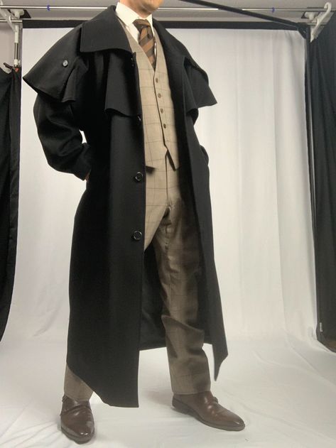 Trenchcoat Reference, Male Cloak Fashion, Coat Reference, Trench Coat Drawing, Character Design Trench Coat, Man In Trench Coat Drawing, Trench Coat Men Aesthetic, Man In Trench Coat, Detective Trench Coat