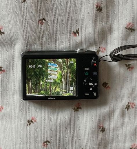 Small Digital Camera Aesthetic, Ditigal Camera Aesthetic, Cannon Camera Aesthetic, Digital Cameras Aesthetic, Camara Digital Aesthetic, Nikon Camera Aesthetic, Digital Camera Pictures Aesthetic, Photo Camera Aesthetic, Couquette Aesthetic