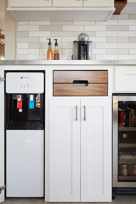 Kitchen With Water Dispenser, Counter Water Dispenser, Water Dispenser Cabinet Ideas, Kitchen Built Ins, Apartment Kitchen Ideas, Coffee Station Kitchen, Home Wet Bar, Unique Kitchen Design, Built In Cabinet