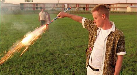 Wes Anderson Bottle Rocket, Bottle Rocket Wes Anderson, Bottle Rocket Movie, Wes Anderson Style, Bottle Rocket, Digital Art Beginner, Wes Anderson, Film Stills, Movie Scenes